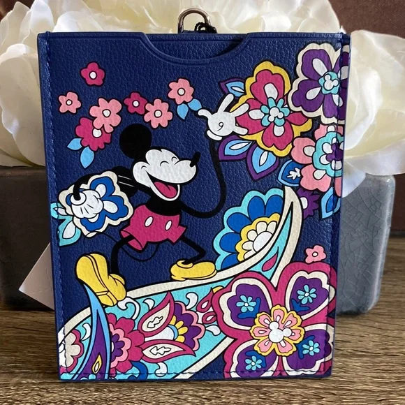 VB Disney Passport Wallet NWT - Picture 4 of 7